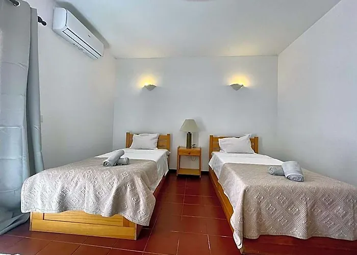 Praia Do Carvoeiro 1Bedroom Duplex Beach Apartment
