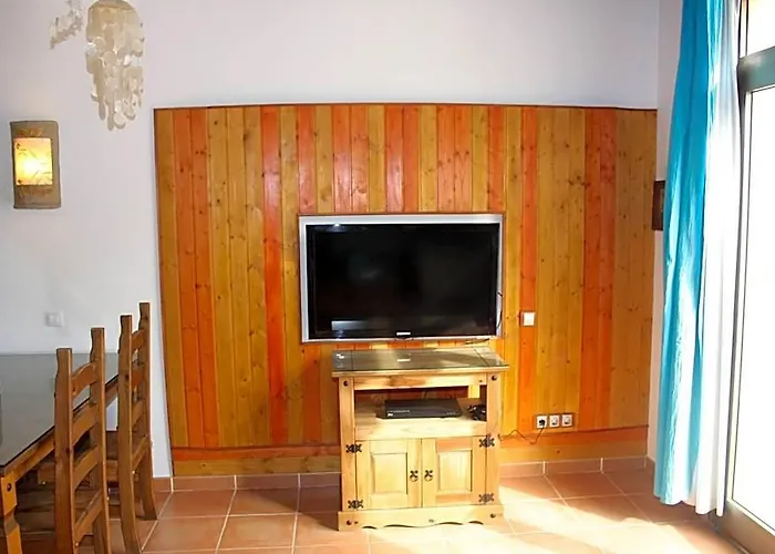 Bravos Apartment Cotillo 4