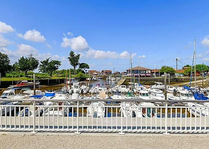 Villa In Lanton Near The Beach With Harbour View