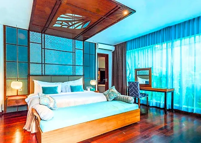 Luxury 3 Bedroom Private Pool Villa Ir09A