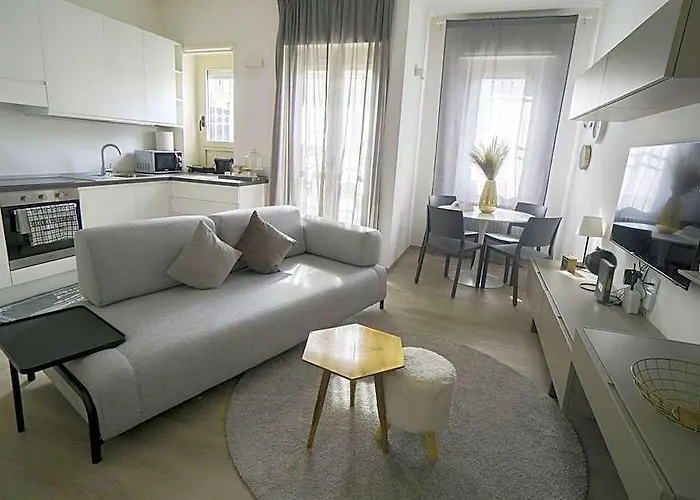 Apartamento En El Corazn De La Ciudad De Asti