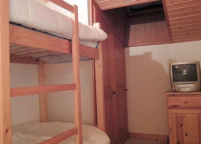 Spacious Aparment Situated In Meribel With Balcony