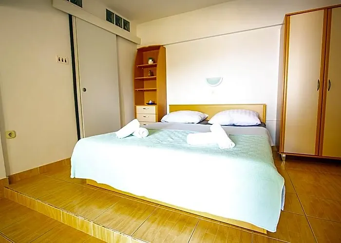Apartments Ruzmarin