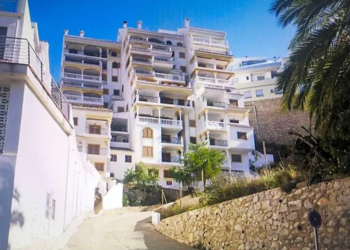 Apartment With Panoramic Frontal Sea Views