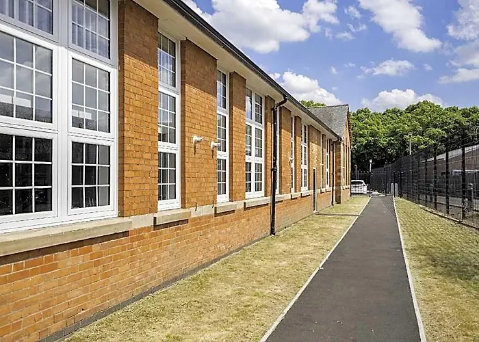 Modern 2Bed Apartment In Worksop