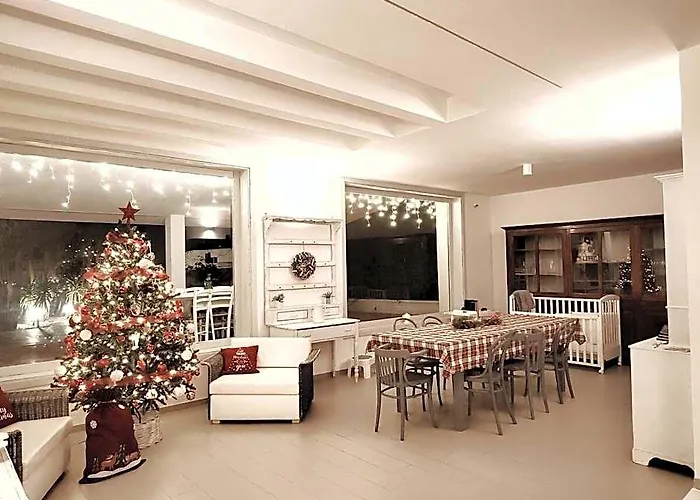 Villa Angela | 6 Rooms, Pool, Garden And Bbq
