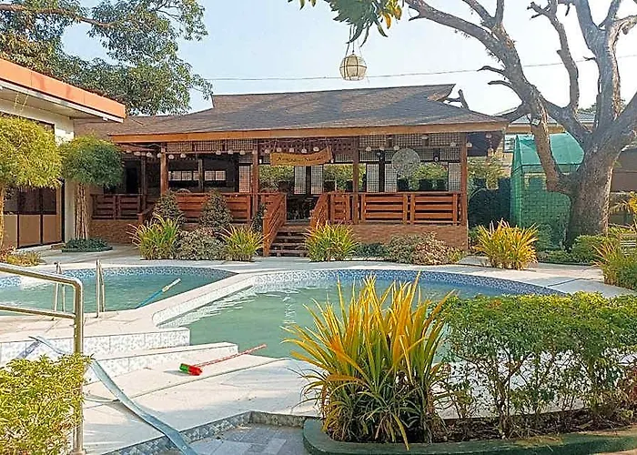 Reddoorz @ Covelandia Garden Resort Nueva Ecija