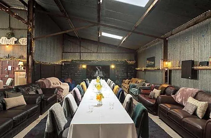 Inch House Ireland - Guest Rooms & Entire House