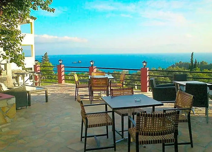 Luxury Loft Apartment With Pool - Pelekas Beach, Corfu
