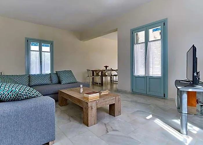 Aegean Villa In Paros