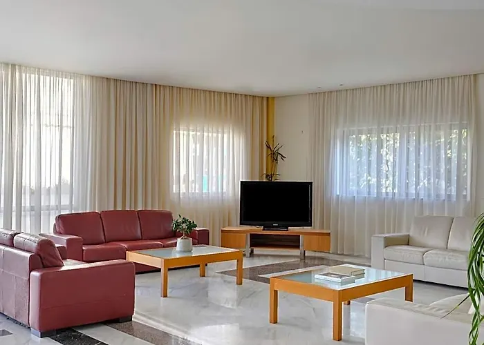 Atlantica Yakinthos Hotel