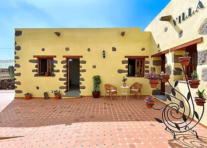 Holiday Home In Ingenio With Private Pool
