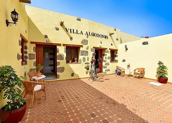 Holiday Home In Ingenio With Private Pool