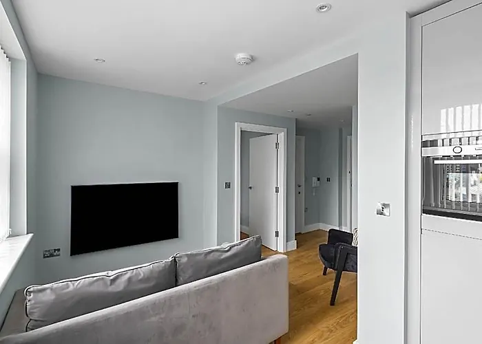 Luxurious One Bedroom Apartment In Bond Street