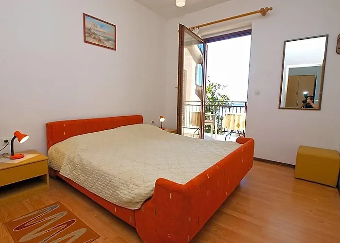 Apartment 981