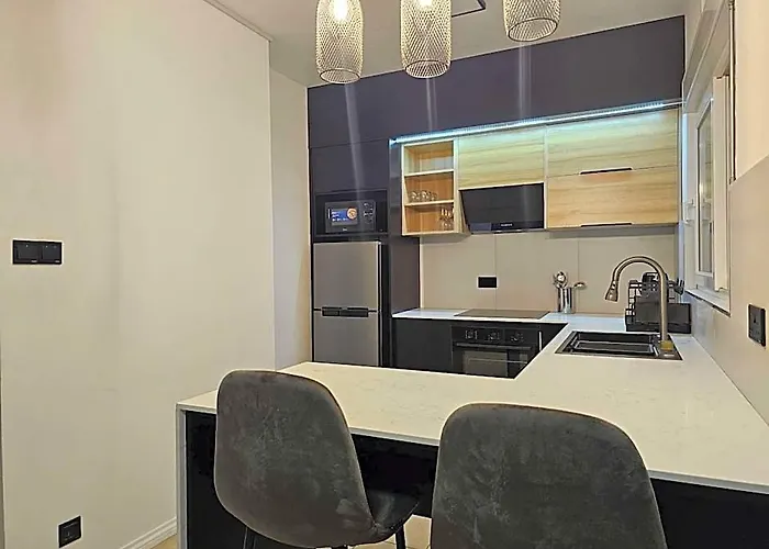 Modern Villa With Pool, 5 Min To Beach - Lb3