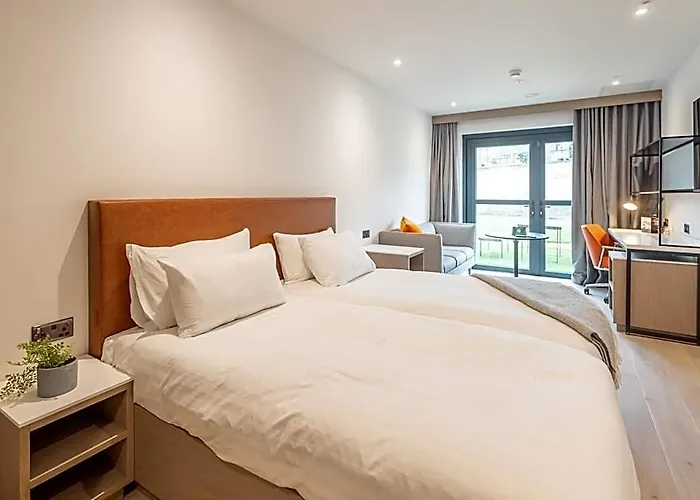 The Space To Stay Aparthotel