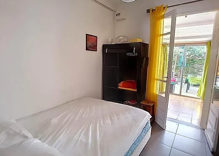 Appartement Avec Acces Direct A La Plage
