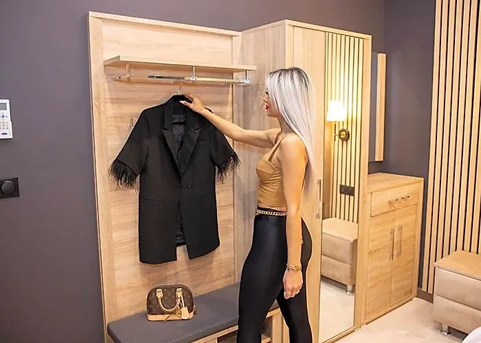 Quick'Hot By Gts - Capsules Et Chambres Confortables