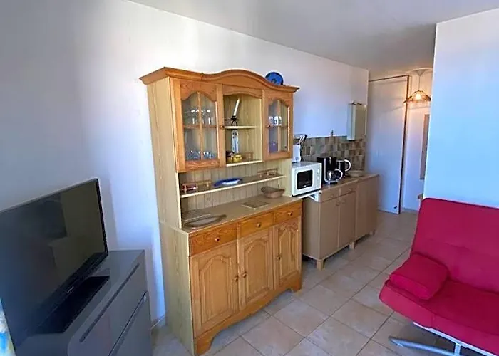 Appartement T3 Avec Terrasse Donnant Sur La Mer Sur Saint Pierre La Mer