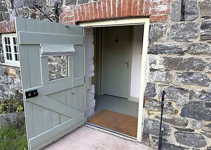 Drewe Arms Bunk Rooms