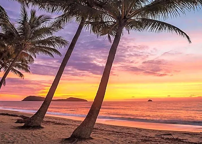 Palm Cove Holiday Retreat