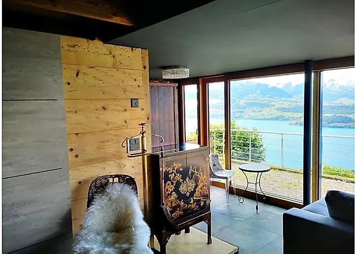 Chalet With View Of The Mountains And The Thun Lake