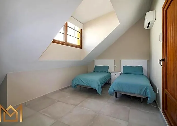 Three Bedroom Townhouse In La Manga Club