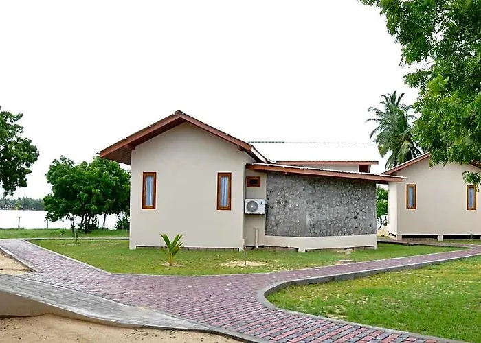Naaval Hotel