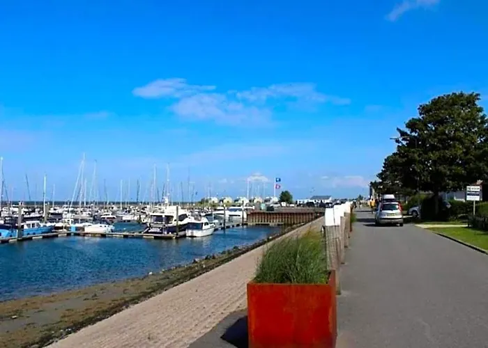 Villa By Veerse Meer With Waterfront Views