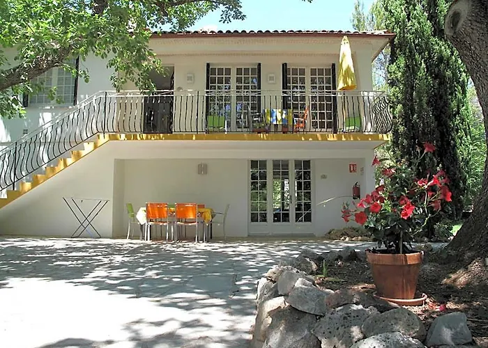 Residence Miro, Gites Equipes Ete Et Hiver, Tennis, Piscine