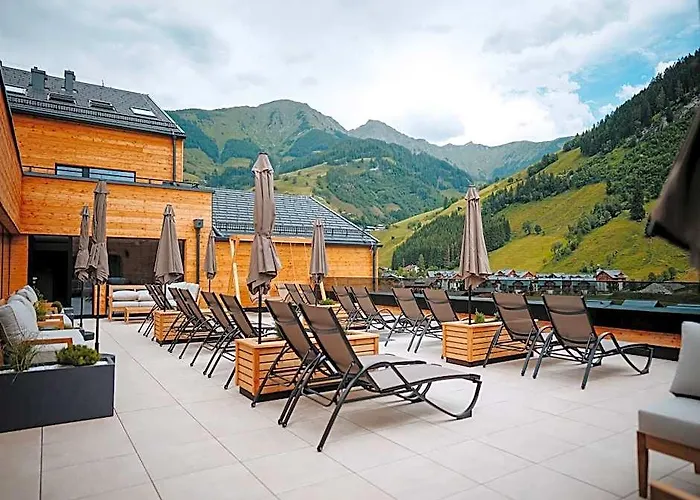 Large Flat With Balcony, On The Ski Piste