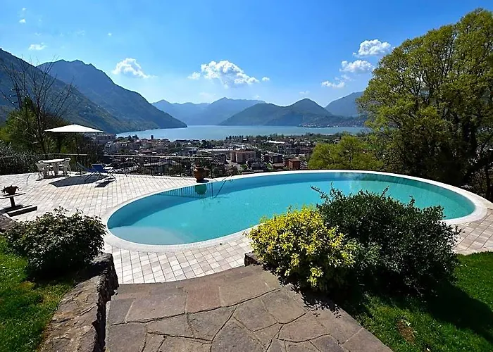 Flat By Lake Iseo With Mountain Views
