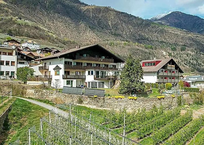 Pension Apartments Pardell
