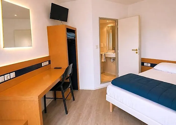 Macon Nord Hotel, Ex Charme En Maconnais