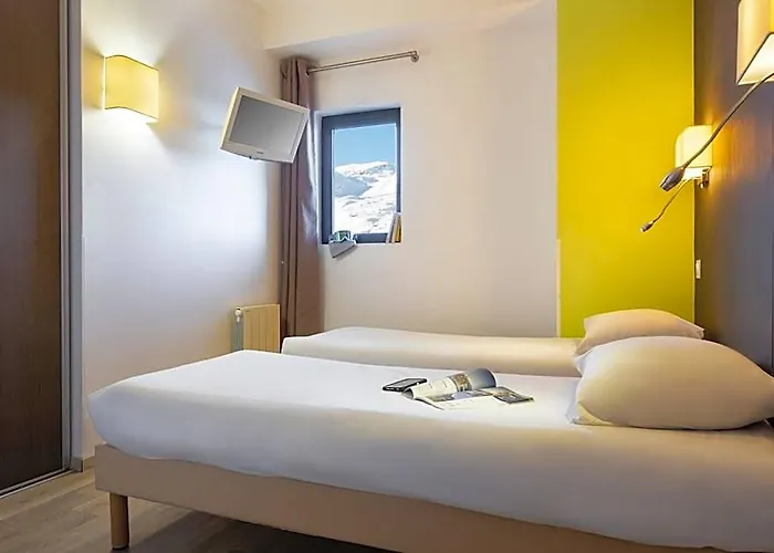 Sowell Residences Cret Voland