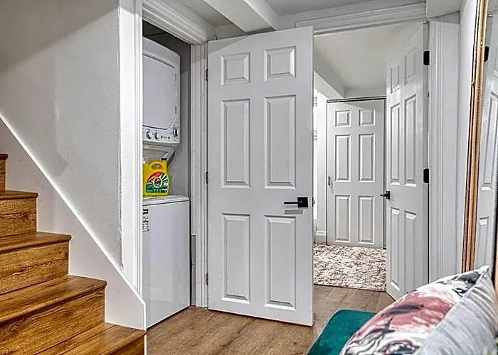 Modern 3 Bdr Homeapt Mins To Notlwineriesfalls