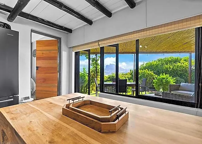 Zuri'S Cottage Houtbay