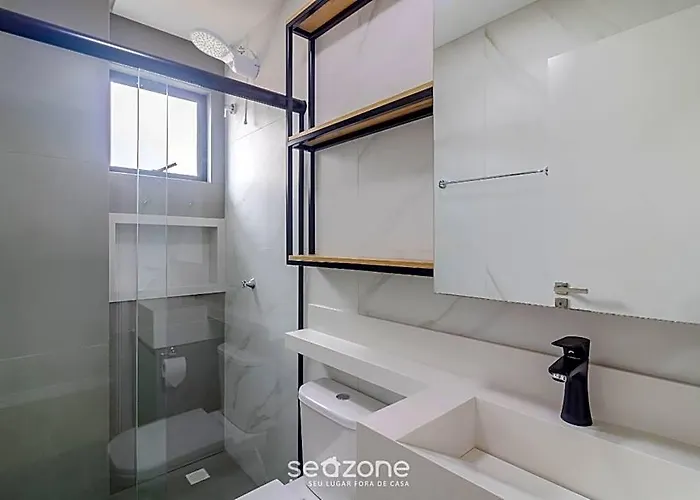 Apartamentos No Edificio Turquesa - Balneario Picarras - Rts