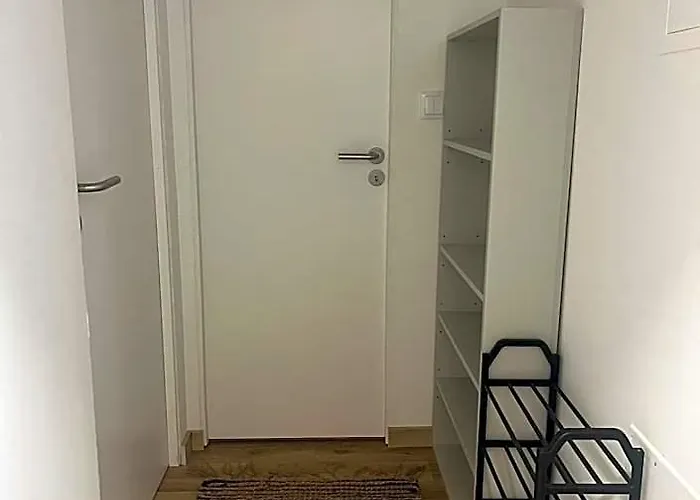 Friend'S House