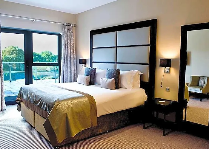 The Lodge At Kingswood