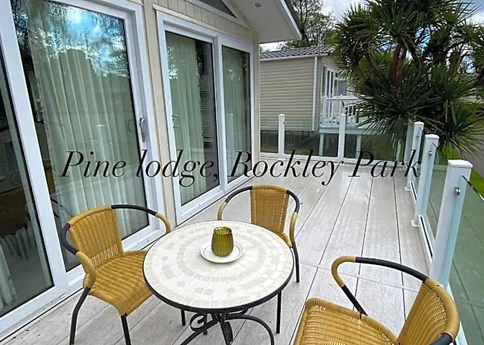Palm Lodge Luxury Holiday Home
