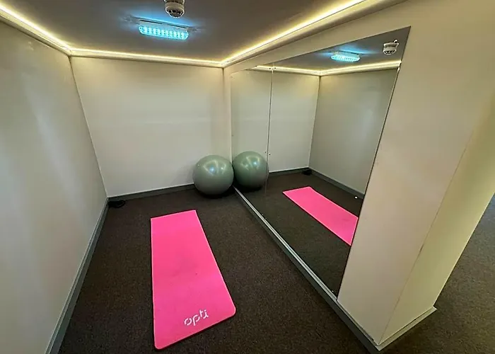 Grindal Studio Apartments - Newly Opened Luxury Accommodation