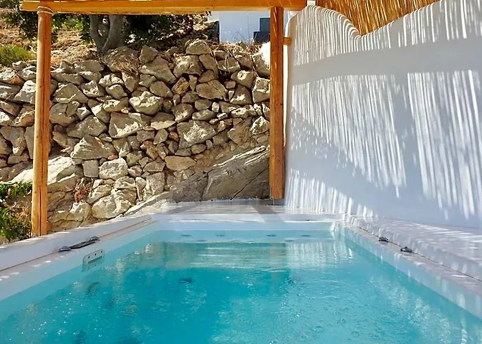 Eolithos Exclusive Suites