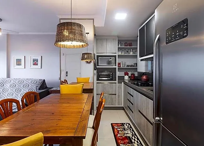 Apartamento Com 2 Dormitorios No Coracao Da Praia Grande - Torres/ Rs