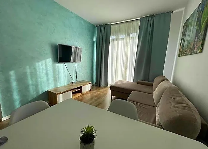 Charming Comfortable Apartment At Cornelia Deluxe Residence With Free Pool And Spa