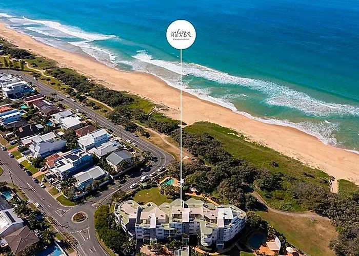 Surfside Buddina Beachfront 3Bed Apt - Direct Beach Access