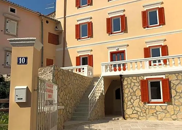 Romantic Villa Centar Omisalj