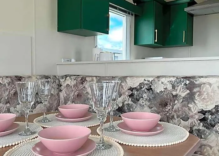 Marianne Bay - Southerness Caravan Park With Sea View - Pet Friendly