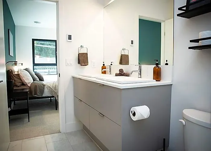 Ski & Tee Retreat Bright Three Bedroom And Hot Tub